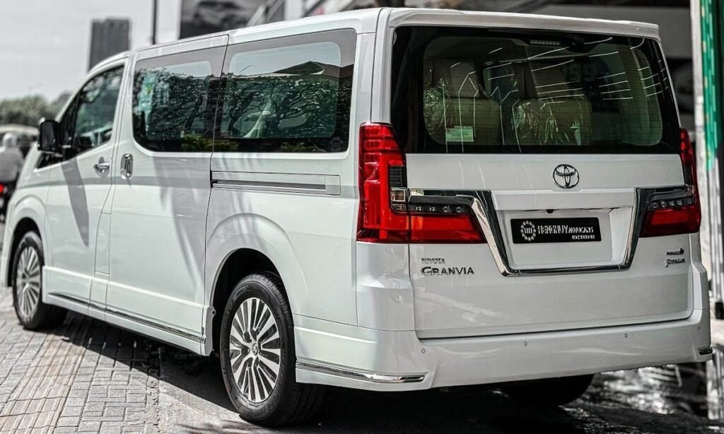 New 2026 Toyota GRANVIA PREMIUM ( White ) - 6